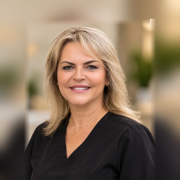 Dr. Minaj Naimi